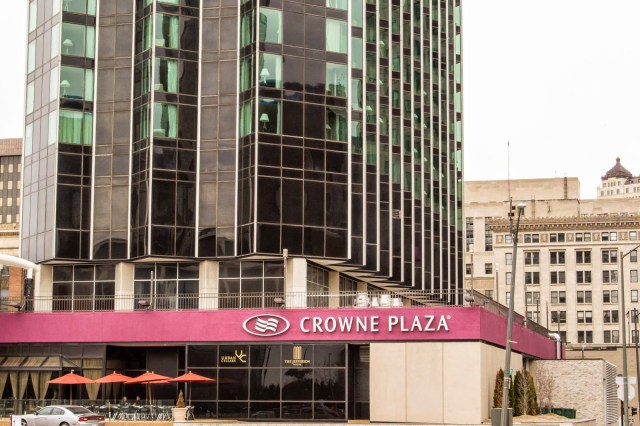 Pontchartrain Hotel Detroit