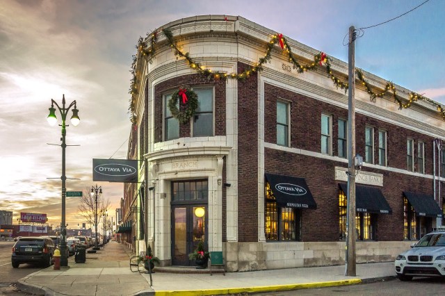corktown ottava via detroit casual dining italian pizza