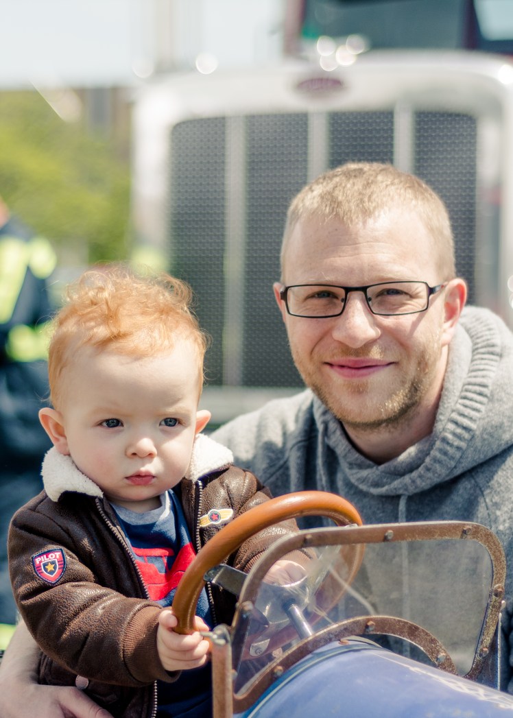 truck a truck, detroit, riverfront