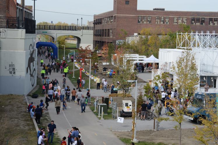 31946546_743088336080375_2847341473597227008_o